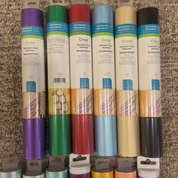 15 Cricut Premium Vinyl - Permanent Glossy and Permanent Glitter/Shimmer - NEW - Picture 5 of 5